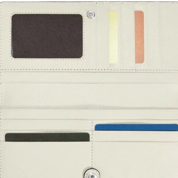 Ferrara La Belleza Slim Folio Wallet - Picture 3 of 3